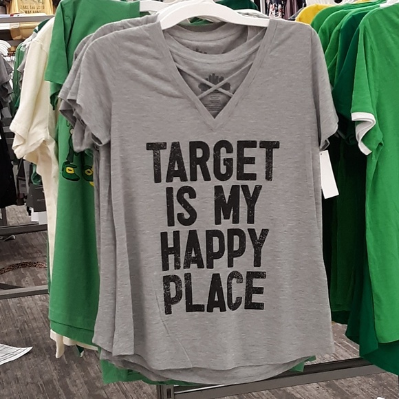 Meet your stylish and amazing Posher, Adiana - Picture 2 of 13